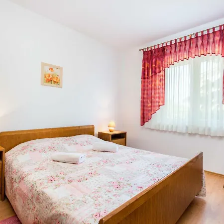 Silva By Interhome Peroj