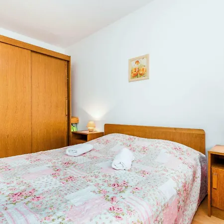 Silva By Interhome Peroj